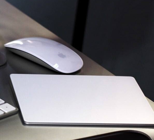 موس بی‌سیم اپل مدل Magic Mouse 3 - white 2021 - Thumbnail 6